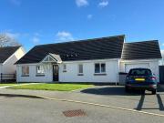 3 Bedroom Bungalow For Sale In Milford Haven, Pembrokeshire