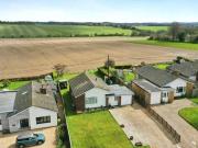 3 Bedroom Bungalow For Sale In Newbury, Berkshire