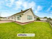 3 Bedroom Bungalow For Sale In Warren Drive, Prestatyn, LL19