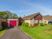 3 Bedroom Bungalow For Sale In Wokingham, Berkshire