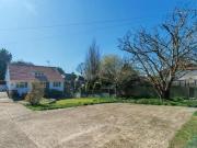 3 Bedroom Bungalow Hythe Hampshire LS95954140