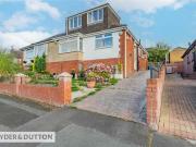 3 Bedroom Bungalow Lancs Oldham 90247323