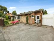 3 Bedroom Bungalow Southampton Hampshire 94330556