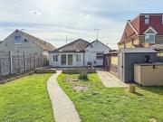 3 bedroom bungalow to rent