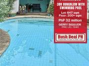 3 Bedroom BUNGALOW WITH SWIMMING POOL BF Homes Paranaque