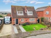 3 bedroom chalet for sale