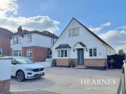 3 bedroom detached house for sale in Dorchester Road,...