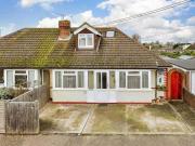 3 Bedroom Chalet For Sale In Littlehampton