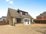 3 Bedroom Chalet For Sale In Whittlesey