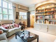 3 bedroom Chelsea mews rental with parking