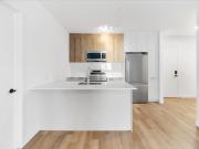 3 Bedroom Condo for Rent at 814 2e Avenue #215,...