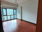 3 Bedroom Condo Unit with Parking for Rent, Forbeswood...