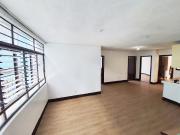 3 Bedroom corner Apartment for rent Libertad LRT right...