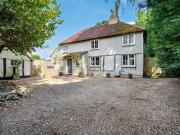 3 bedroom cottage for sale