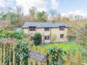 3 bedroom cottage for sale