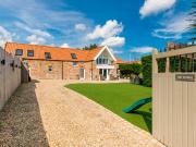 3 bedroom cottage for sale