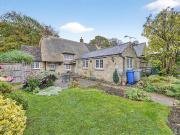 3 bedroom cottage for sale