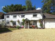 3 bedroom cottage for sale