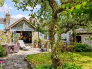 3 bedroom cottage for sale