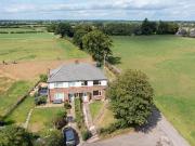 3 bedroom cottage for sale