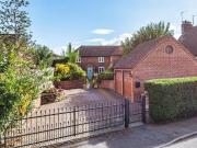 3 bedroom cottage for sale