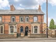 3 bedroom cottage for sale