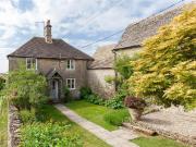 3 bedroom cottage for sale