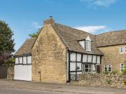 3 bedroom cottage for sale