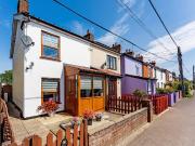 3 bedroom cottage for sale