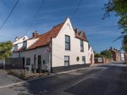 3 bedroom cottage for sale