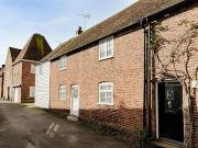 3 bedroom cottage for sale