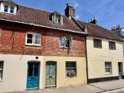 3 Bedroom Cottage House