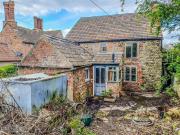3 Bedroom Cottage House