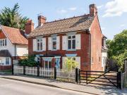 3 Bedroom Cottage House