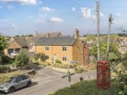 3 Bedroom Cottage House