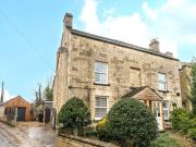 3 Bedroom Cottage House