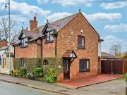 3 Bedroom Cottage House