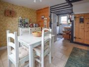 3 bedroom cottage to rent