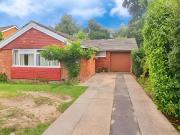 3 bedroom detached bungalow for sale