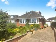 3 bedroom Detached Bungalow for sale, Halsdon Avenue,...