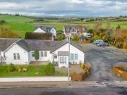 3 bedroom detached bungalow for sale in 5 Busbie...