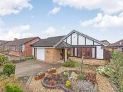3 bedroom detached bungalow for sale in Balfour Way...