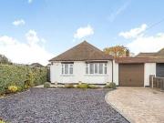 3 bedroom detached bungalow for sale in Barton Close...