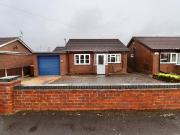 3 bedroom detached bungalow for sale in Breedon Drive,...