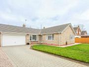 3 bedroom detached bungalow for sale in Broad Highway...
