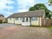 3 bedroom detached bungalow for sale in Butts Road,...