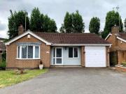 3 bedroom detached bungalow for sale in Corran Close,...