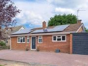 3 bedroom detached bungalow for sale in Craigmore Avenue...