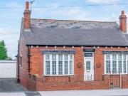 3 bedroom detached bungalow for sale in Cranbrook...