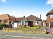 3 bedroom detached bungalow for sale in Gordon Road,...